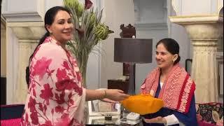 Deputy Chief Minister Diya Kumari met famous story reader Jaya Kishori ji  City Palace