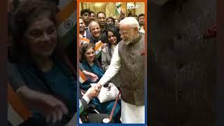 PM Modi In Kuwait: PM Modi Meets 101-year-old Ex-ifs Officer Mangal Sain Handa #shorts