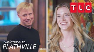 Ethan Gets a Girl's Number | Welcome to Plathville | TLC