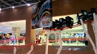 Rollercoaster în mall-ul AFI Palace București