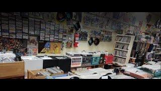 DEVINTAGE VINYL RECORDS  AND TOYS  |  STORE TOUR