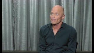 Ed Harris takes a 20 second pause to absorb a question