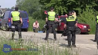 Illegaal herdenkingsfeest voor een overleden vriend, politie stuurt feestvierders weg