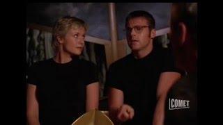 Stargate SG1 - SG1 Takes An Asteroid Through Earth (Season 5 Ep. 17)