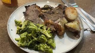 WHAT'S FOR DINNER?  RIB-EYE STEAK, POTATOES, AND BROCCOLI FLORETS  #quickandeasymeals #foodie