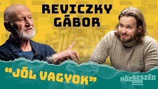 "A rendezők maguk mellé ültetik a lányokat" - Reviczky Gábor színházról és rákról | Közbeszéd #004