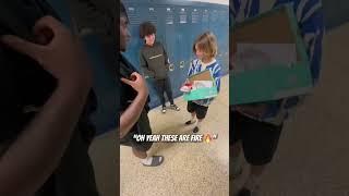 SURPRISED KID AT SCHOOL WITH STRANGE LOVE DUNKS ️