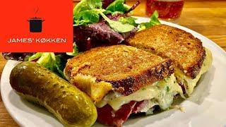 Reuben sandwich - én af de mest ikoniske amerikanske sandwiches!