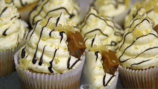 Salted Caramel Cupcakes | Craving for Baking