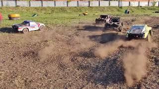 Why Traxxas UDR the best...? WHATCH 