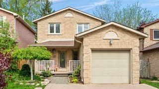 32 Valhalla Ct, Aurora, Ontario | Homes For Sale in Aurora