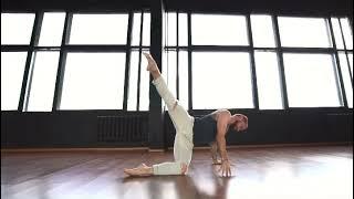 Shoulderstand transition  / Dmitry Kiman