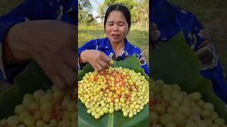 Super sour gooseberry #mukbang #siscookingtv #fruit #tropicalfruit #eating