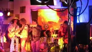 Motor City Monkey Hunters - Highway to Hell.MP4
