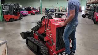 1 Ton Mini Skid Steer From SaferWholesale 25 HP V Twin Engine