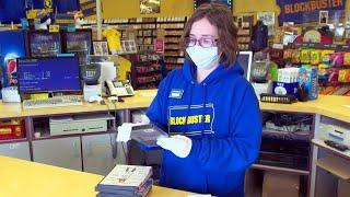 World’s Last Blockbuster Video Is Still Going Strong