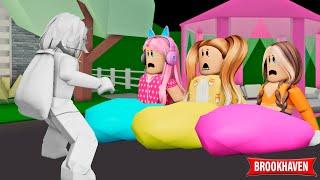 A FESTA DO PIJAMA ASSOMBRADA!  Historinha Brookhaven ROBLOX