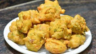 ५ मिनीटांत बनवा भजी एकदम जाळीदार अजीबात तेलकट होणार नाही | Besan Pakoda | Maharashtrian Recipes