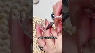 新品鑽石粉來囉!!!又閃又亮的金銀兩色，隨意搭配都好看