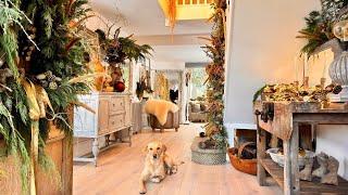 Natural Christmas DecorENTRYWAY & SITTING ROOM Christmas Decorating Ideas