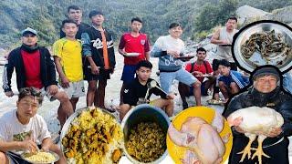 Cooking&Eating chicken meat and rice at river side(कोशिको छेउमा मासु भात पकाएर खाइयो)riversidepicnic