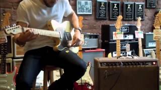 Trevor Boone demos a Vintage Telecaster Guitar through a 1962 Brown Fender Concert 4x10 w/ Vibrato