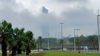 برج الحمرا يختفي وسط السحاب الكويت Al Hamra Tower disappears in the middle of the clouds Kuwait City