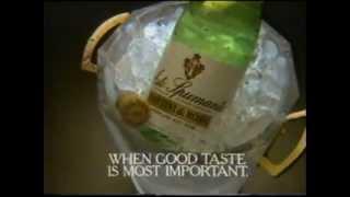 1985 Martini & Rossi Asti Spumante sparkling wine (champagne) commercial.