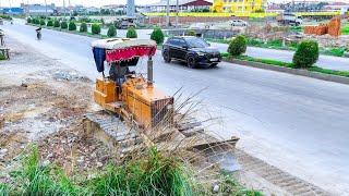 Full Video 3 33H complete by Dozer D30P Pushing soil with 5Ton Dump truck unloading soil into water