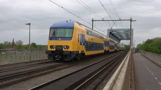 4K | NS DDZ 7632 rijdt over de IJsselbrug in Deventer