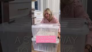 A simple way to organize food storage containers and keep them organized!