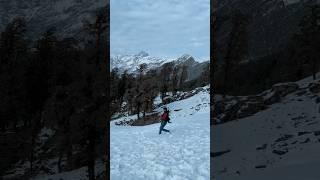 Toh chal chale #travelindia #shorts #viral #snow #india #explore #youtubeshorts #trending