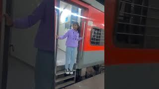 train#trending #youtubeshorts #trendingshorts #viral #masti #train #travel