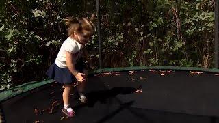 VIRAL VIDEO: Little girl goes crazy over cotton candy