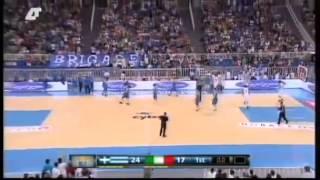 Kostas Sloukas midcourt shot against Italy in "Acropolis" tournament