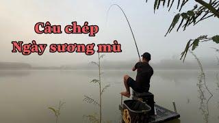 Câu Cá Chép Ngày Sương Mù