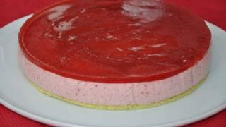 Recette du gâteau Bavarois aux fraises et pistache