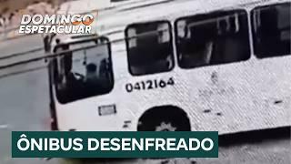 Quase Morri: Dois garotos soltam o freio de um ônibus e por pouco não provocam uma tragédia