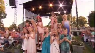 Lisa Stokke «La den gå» (Let It Go) Live from Frozen