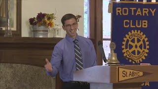 News 13's Ross Whitley speaks at Panama City Rotary Club meeting