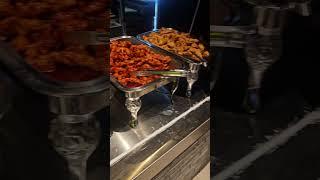 BBQ 부천 은하마을점 국내유일 BBQ 무한리필집 내부 치킨