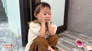 Diem was sad when the bicycle her father gave her was lost