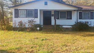 105 N 3rd Street, Maxton, NC Presented by LaShanda Villines.