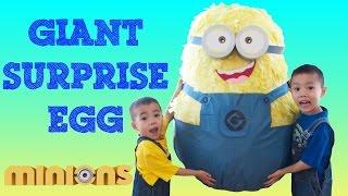 GIANT MINION EGG SURPRISE | World's BIGGEST Surprise Egg | Despicable Me | Lucas & Ryan | LRH & Toyz