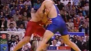 Stephen Neal vs. Andrei Shumilin