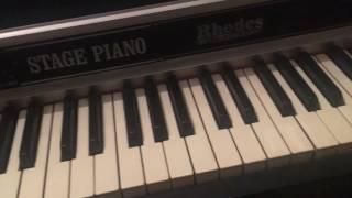 Korg Kronos 2 88 (EP-1 Tine MK II) vs. Fender Rhodes MK II sound comparison