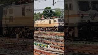 Train 12489 Bikaner Dadar SF Exp with Powerful Beast WAP 7 Departing graciously from Bikaner Station