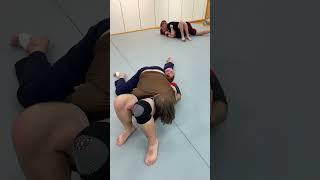 Name of the game, keep side control! #mma #grappling #jiujitsu #judo #bjj #combatsport #wrestling