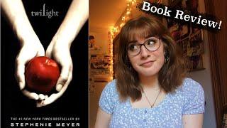 I finally read Twilight for the first time || Book review