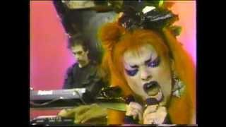 Nina Hagen Universal Radio